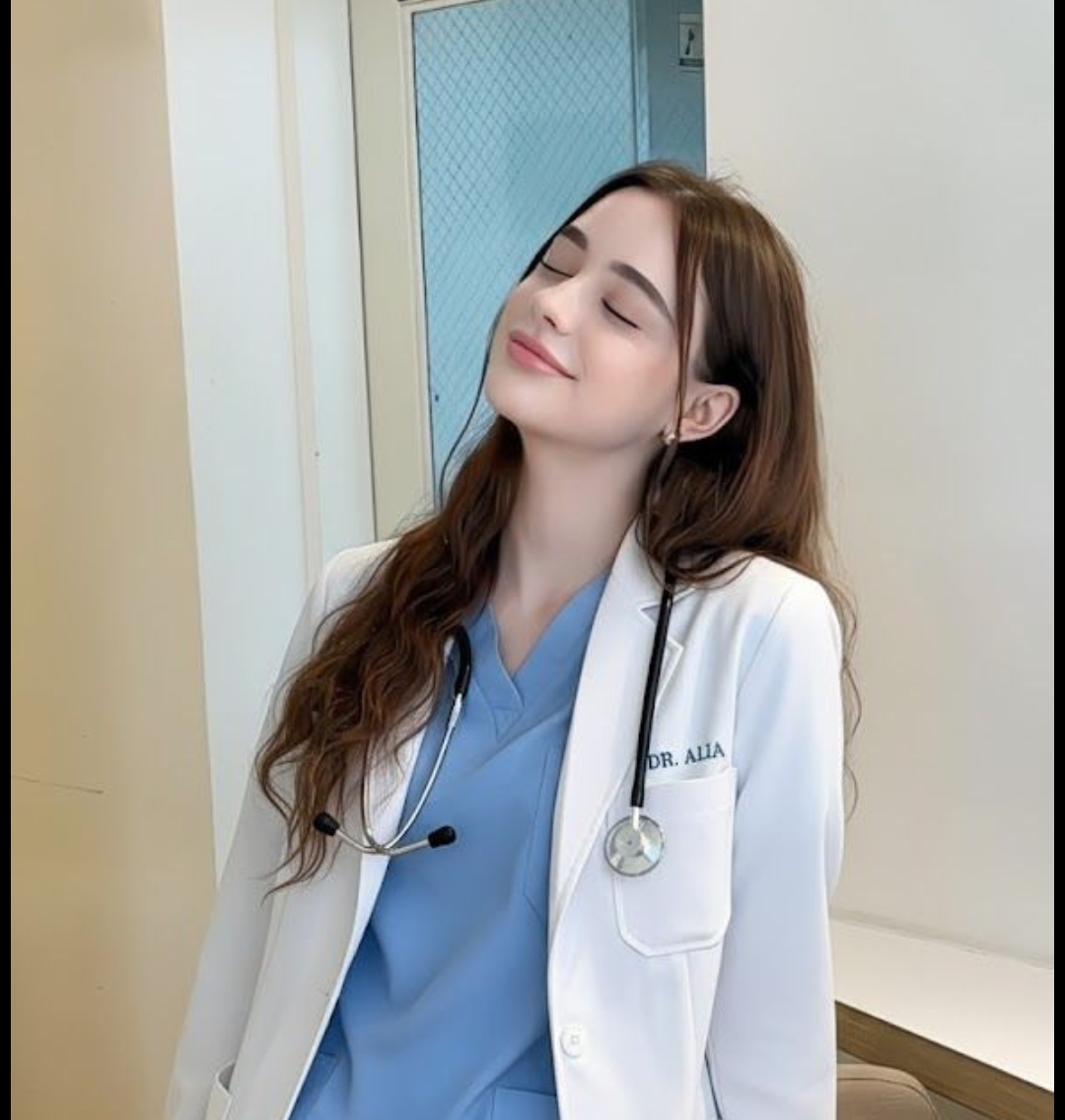 Dr. Emili
